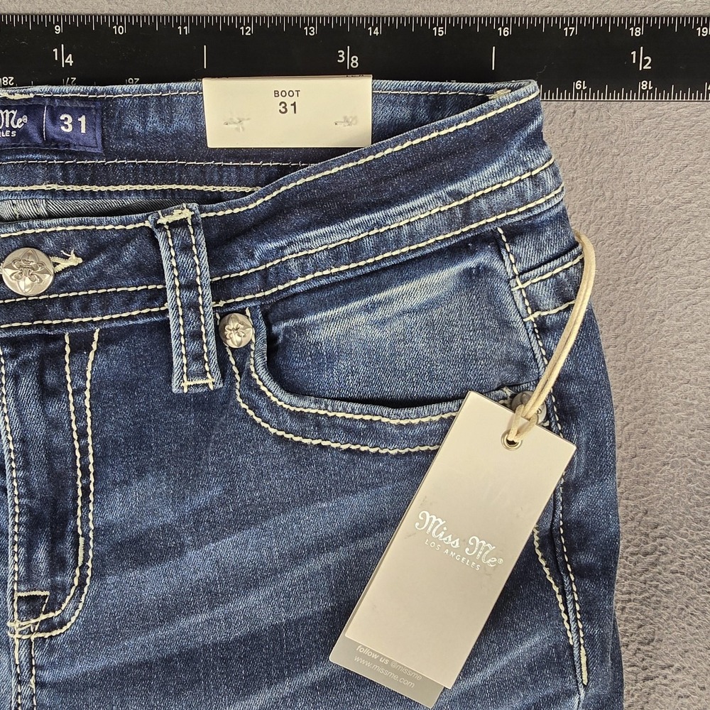 Miss Me Jeans Womens 31x32 Blue Mid Rise Bootcut Embroidered Pockets Denim NWT - Picture 9 of 13